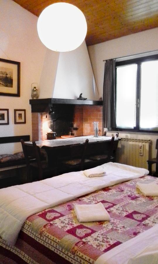 Bed And Breakfast Mimosa Cascina Exterior photo